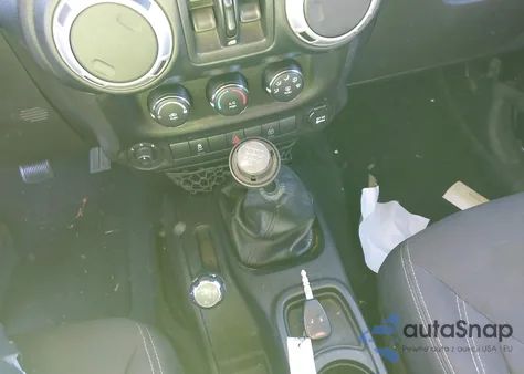 2013 Jeep Wrangler Unlimited Rubicon from USA, damaged, VIN 1C4BJWFG2DL670733